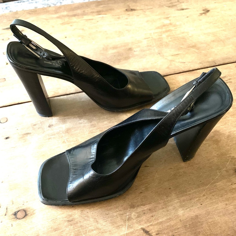 Authentic Gucci black leather sling back black heels, 7 1/2 ￼